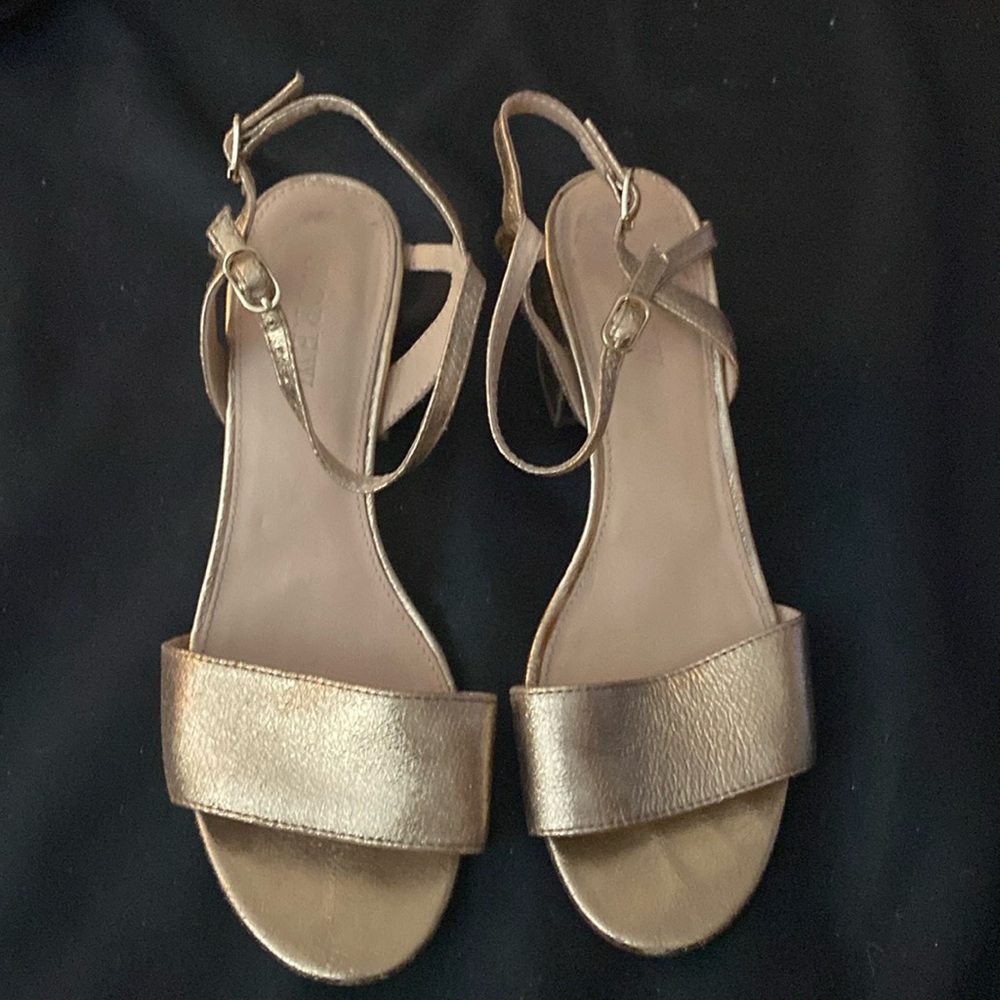 Pre-owned, Gold sandals